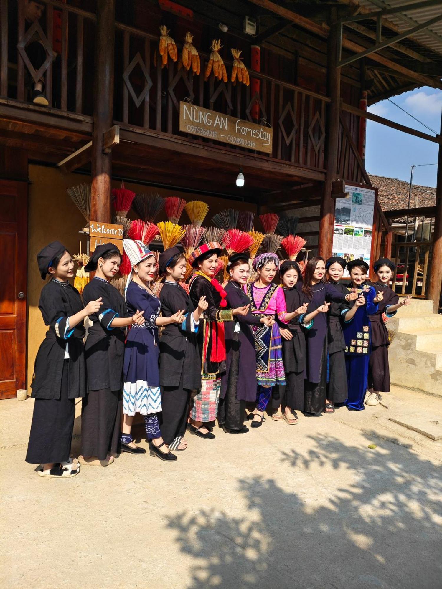 Nung An Homestay Quang Uyen Kültér fotó